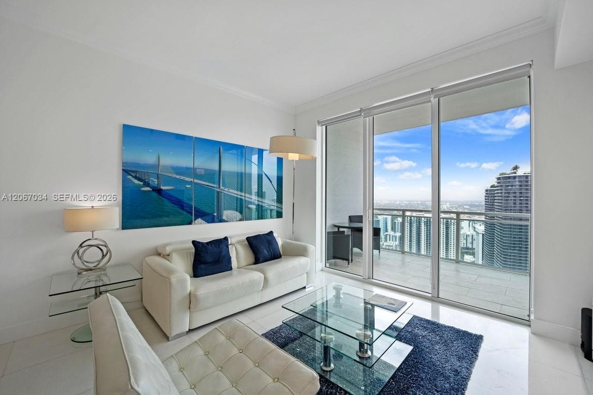 950 Brickell Bay Dr # 4600, Miami, FL 33131 photo 3