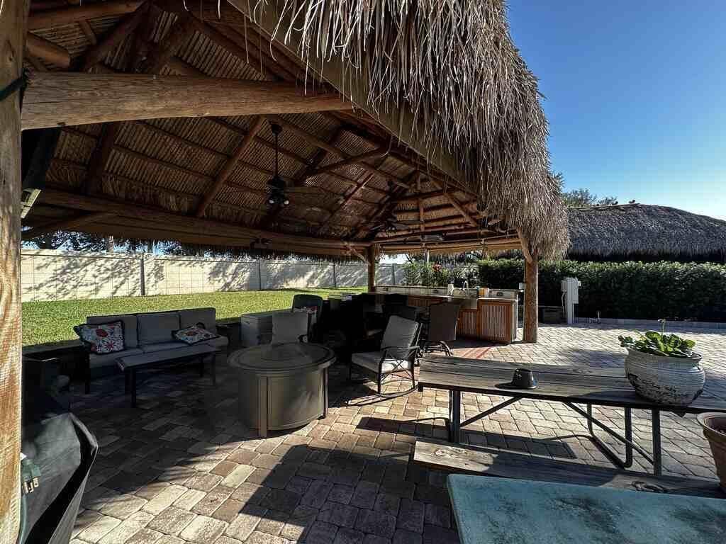 155 NW HAZARD Way, Port St. Lucie, FL 34986 photo 2