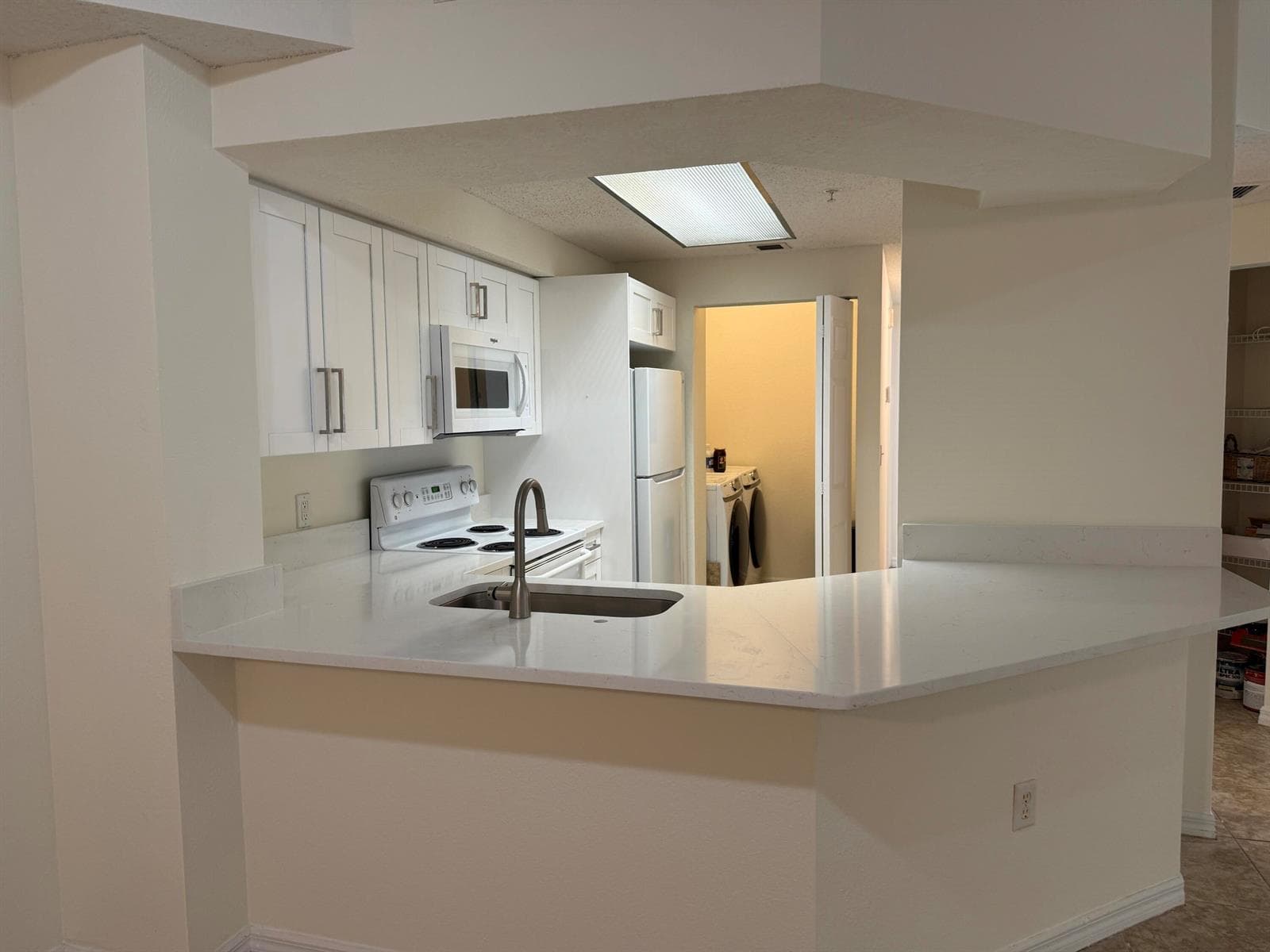 3020 Alcazar Place # 303, Palm Beach Gardens, FL 33410 photo 2