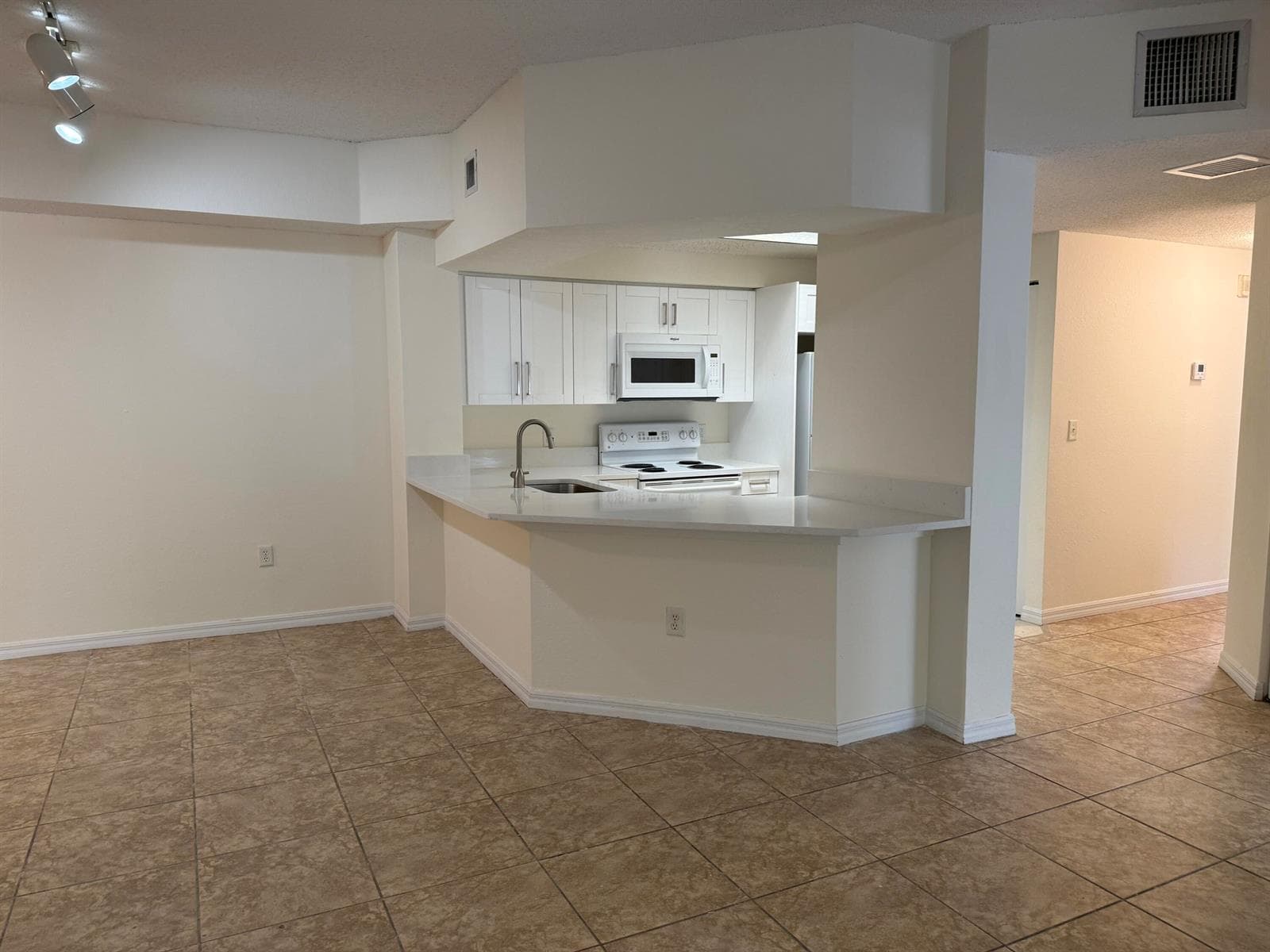 3020 Alcazar Place # 303, Palm Beach Gardens, FL 33410 photo 3