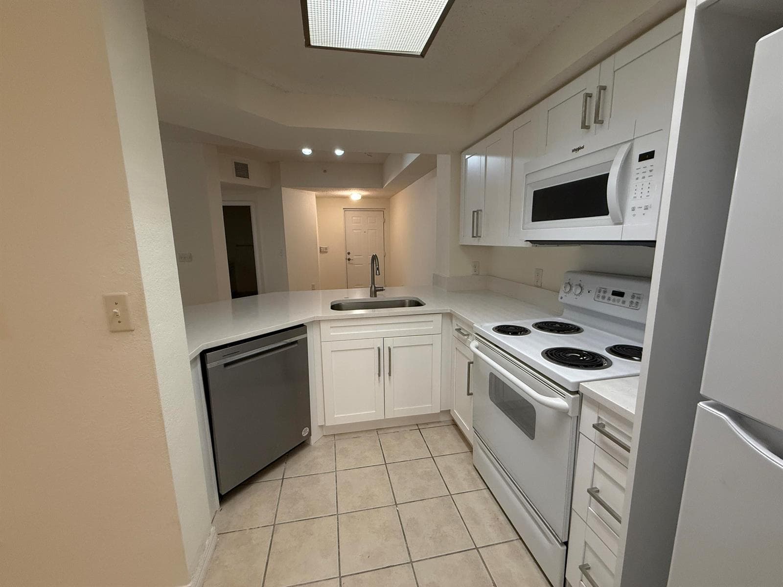 3020 Alcazar Place # 303, Palm Beach Gardens, FL 33410 photo 4