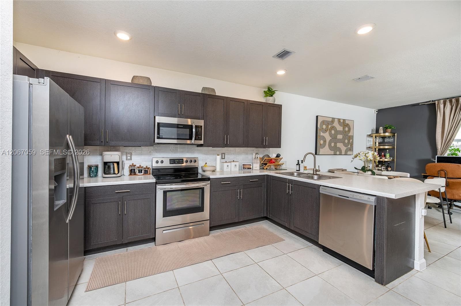 1116 SE 26th Ter, Homestead, FL 33035 photo 4
