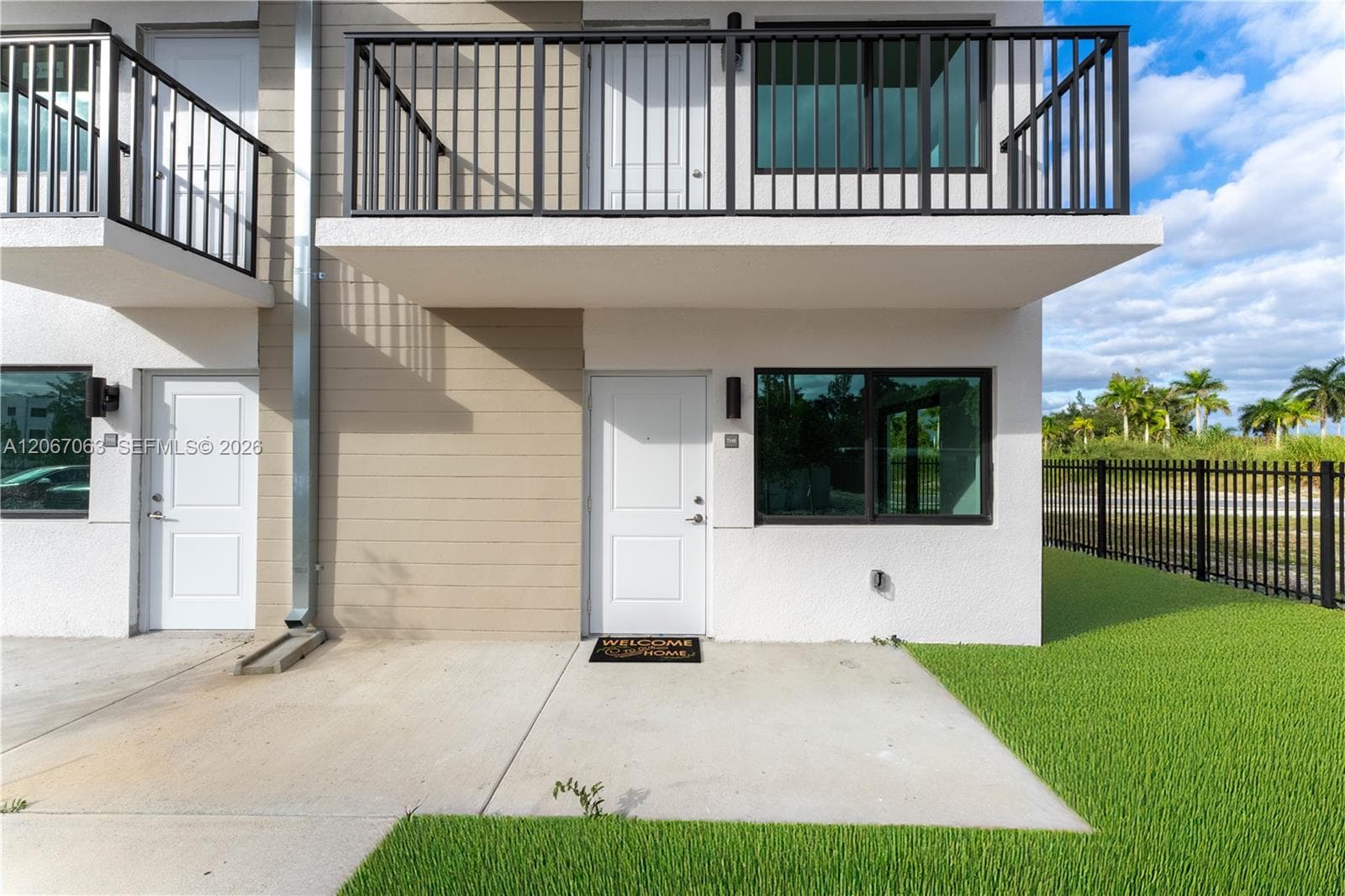 155 NW 160TH ST # TH 2, North Miami Beach, FL 33169 photo 2