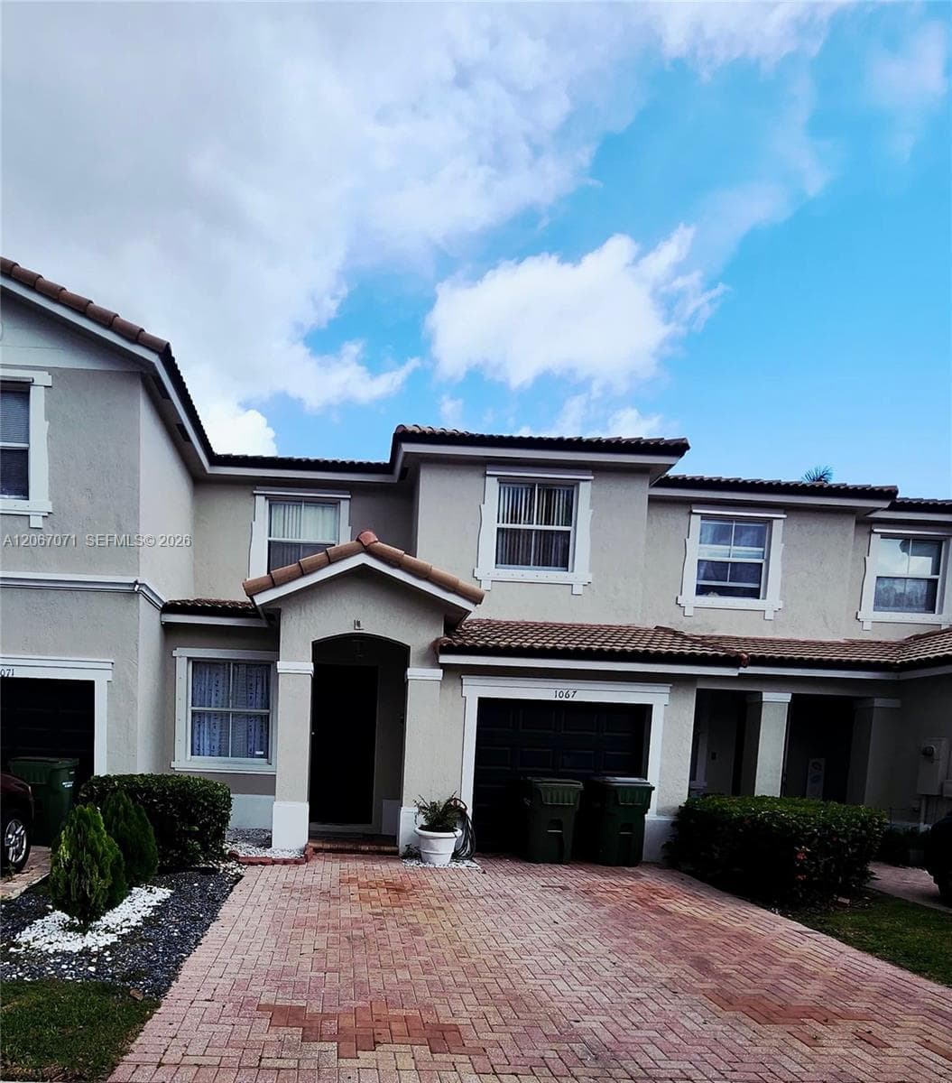 1067 NE 41st Pl, Homestead, FL 33033