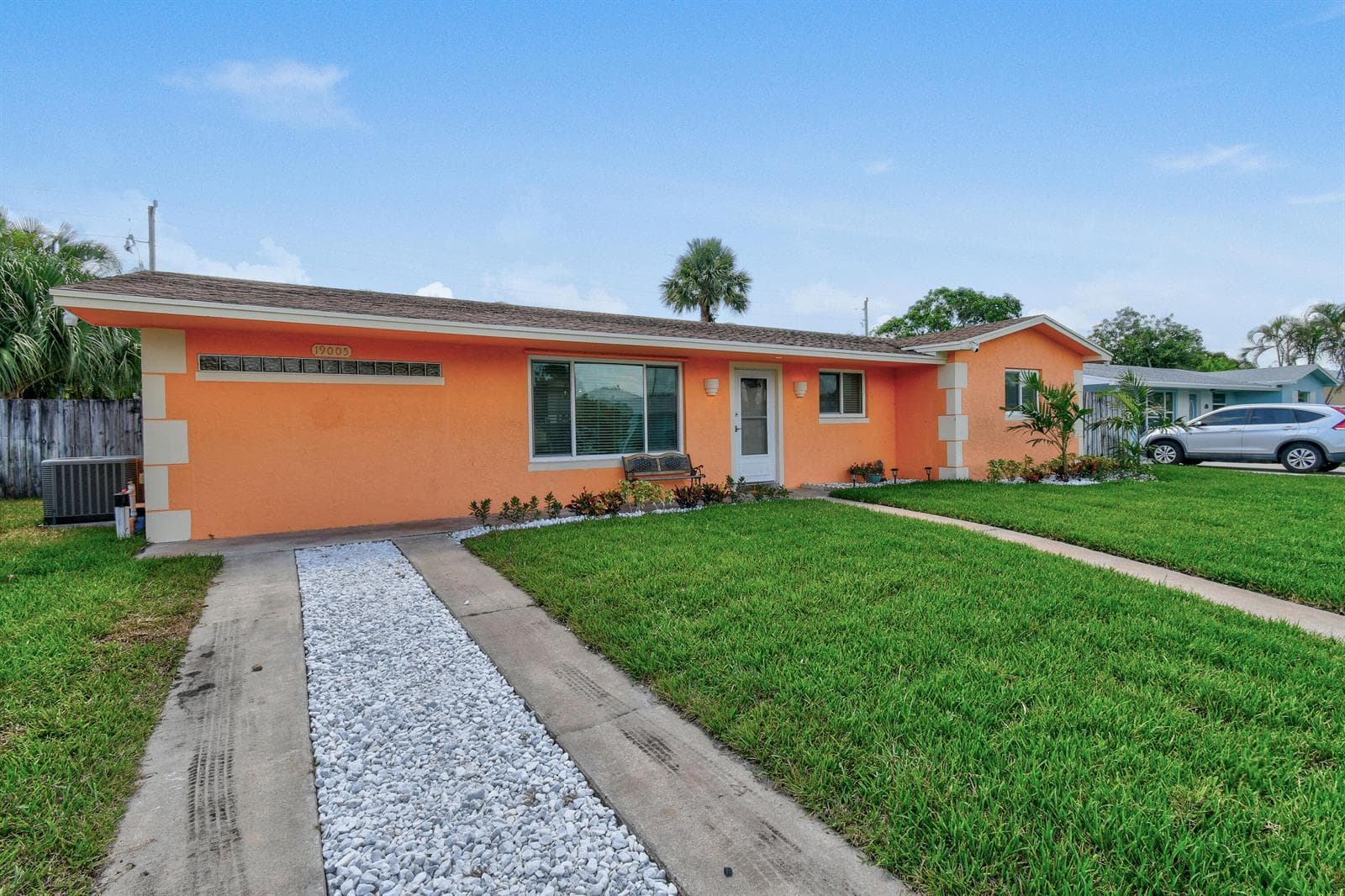 19005 SE SOUTHGATE Drive, Jupiter, FL 33469 photo 3