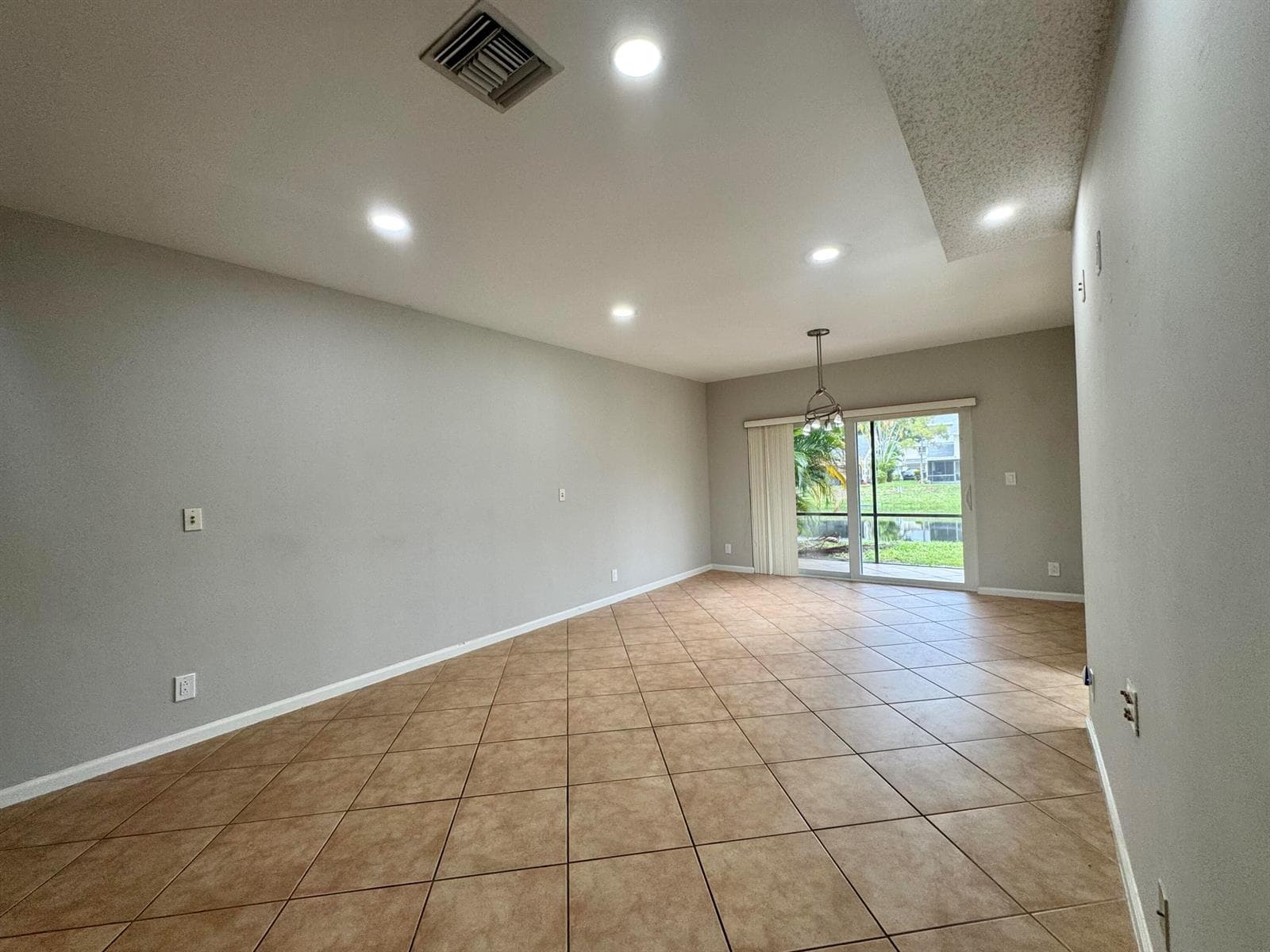 1877 DISCOVERY Way, Deerfield Beach, FL 33442 photo 4
