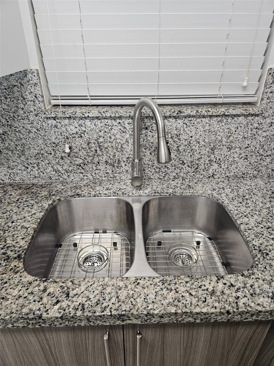 7470 Miami Lakes Dr # B208, Miami Lakes, FL 33014 photo 5