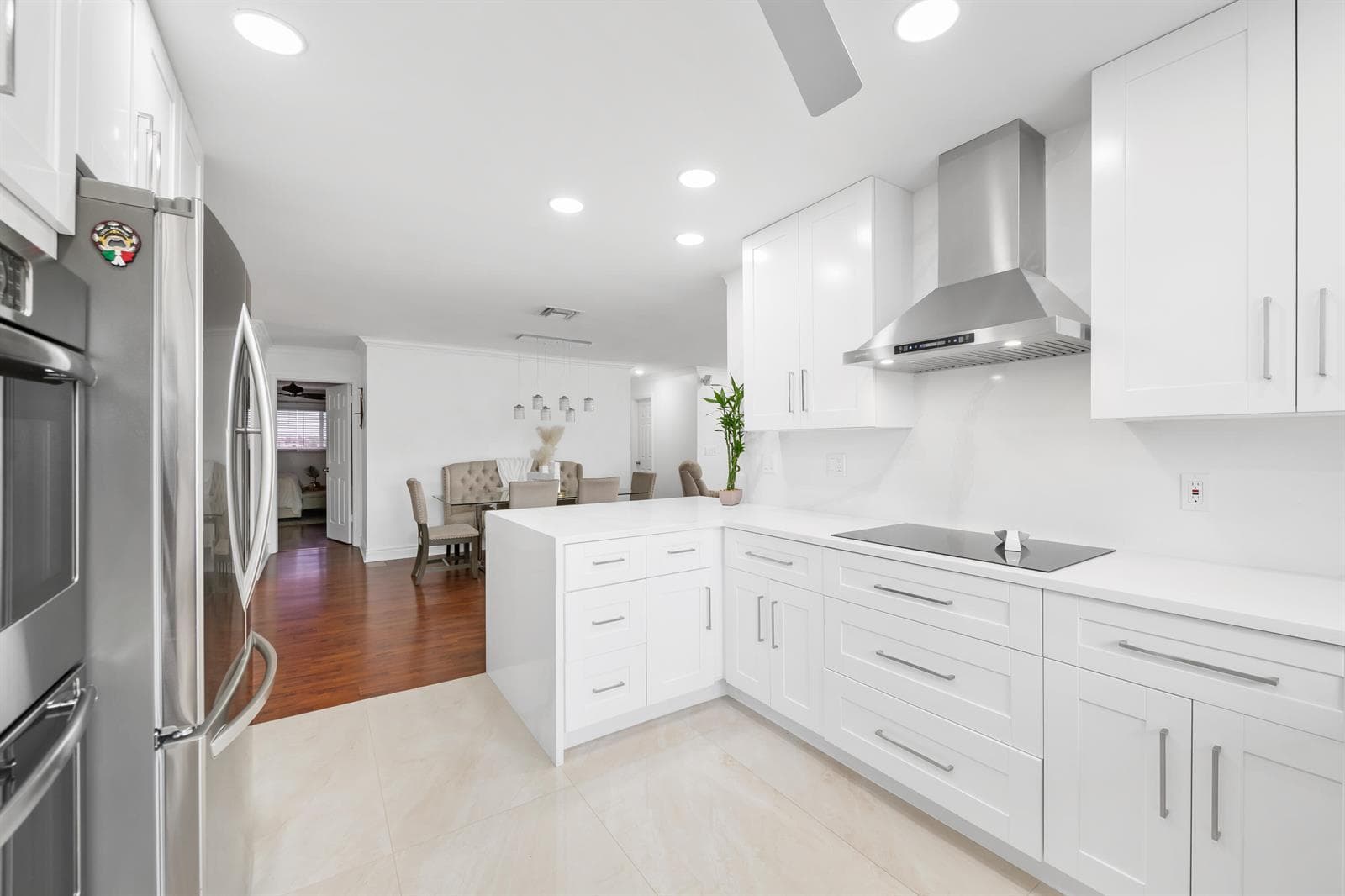 1040 CRYSTAL LAKE Drive # 4, Deerfield Beach, FL 33064 photo 4