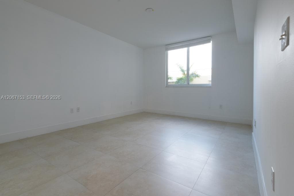 18800 NE 29th Ave # 427, Aventura, FL 33180 photo 5