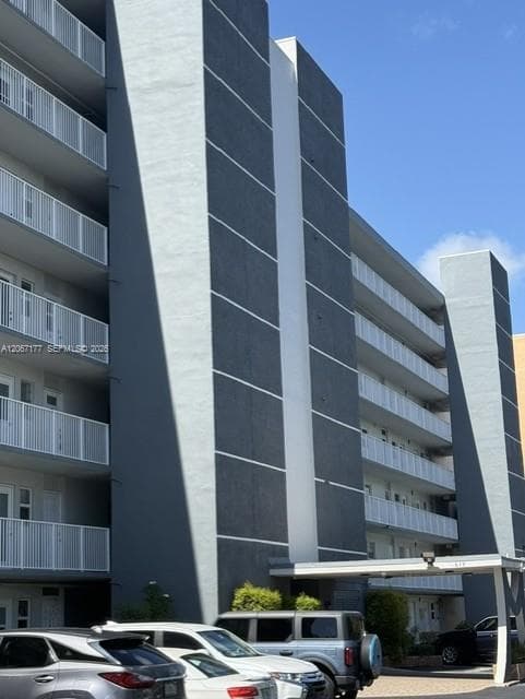619 NE 14th Ave # 403, Hallandale Beach, FL 33009 photo 2