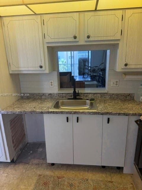 619 NE 14th Ave # 403, Hallandale Beach, FL 33009 photo 5