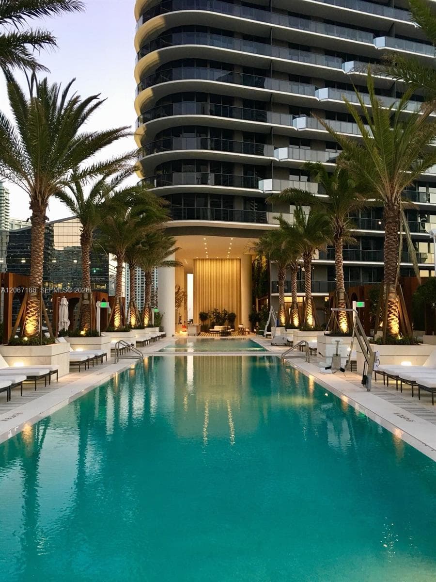 801 S Miami Ave # 1705, Miami, FL 33131 photo 2