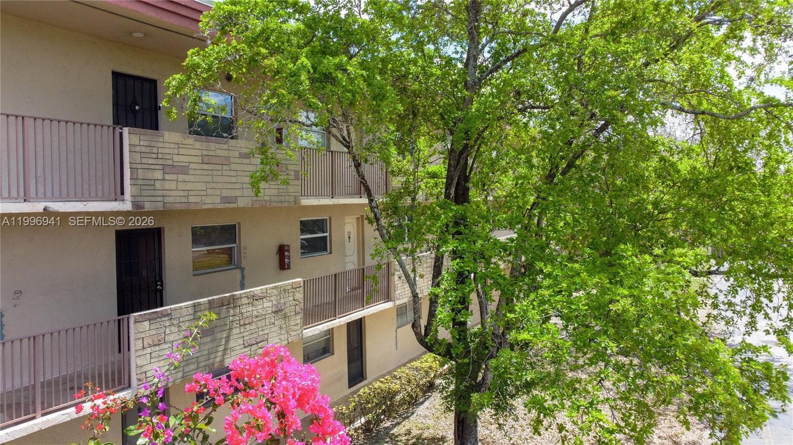 3900 NW 76th Avenue # 212, Sunrise, FL 33351 photo 3