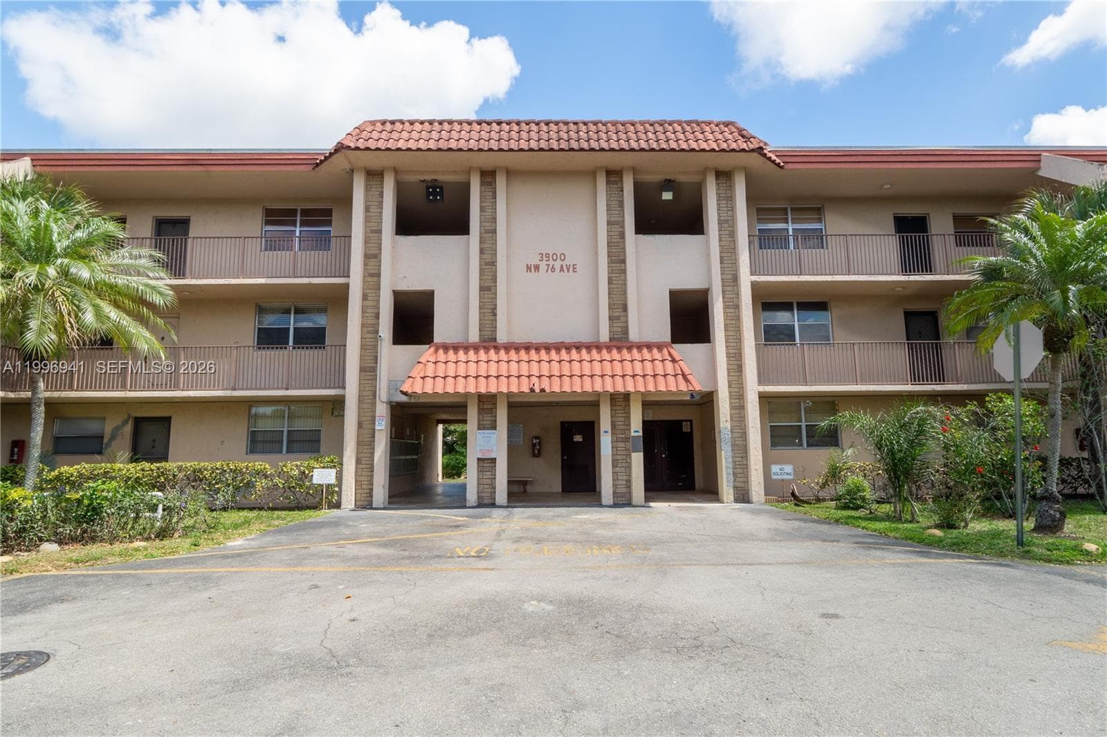 3900 NW 76th Avenue # 212, Sunrise, FL 33351