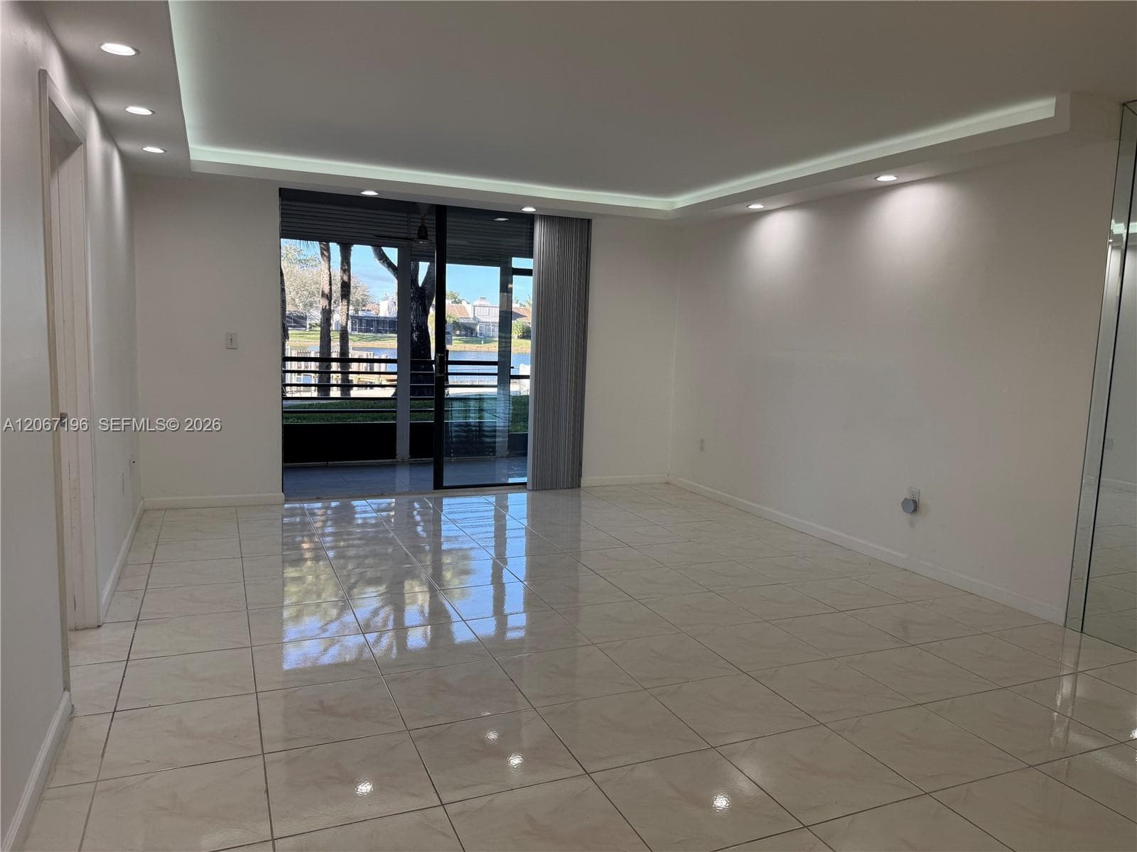 1101 Colony Point Cir # 102, Pembroke Pines, FL 33026 photo 3