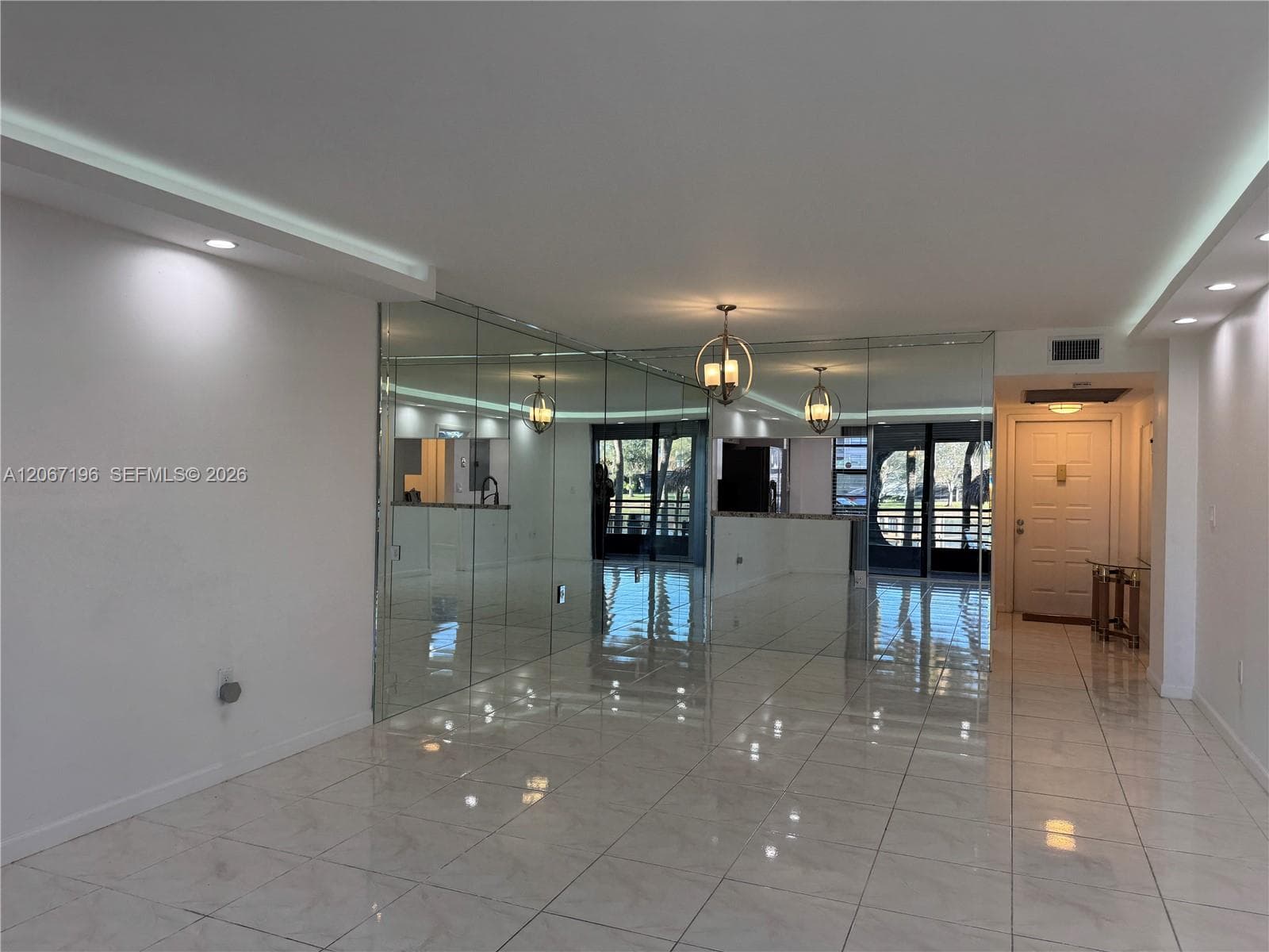 1101 Colony Point Cir # 102, Pembroke Pines, FL 33026 photo 4