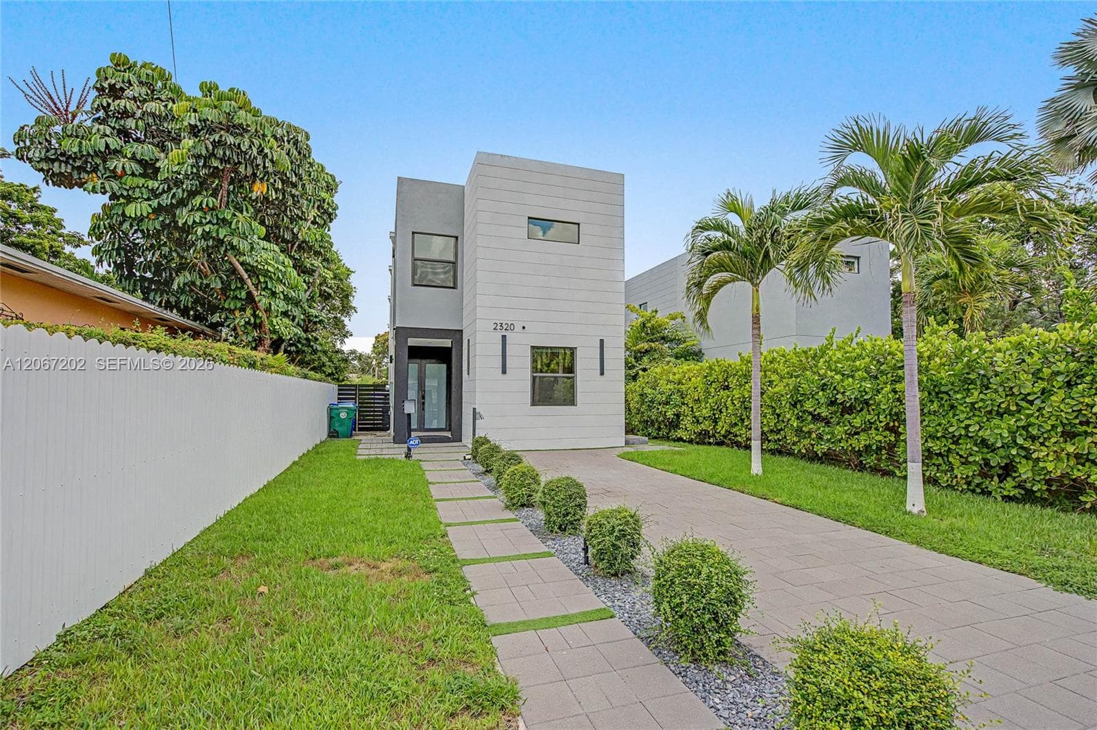 2320 SW 14th St, Miami, FL 33145 photo 2