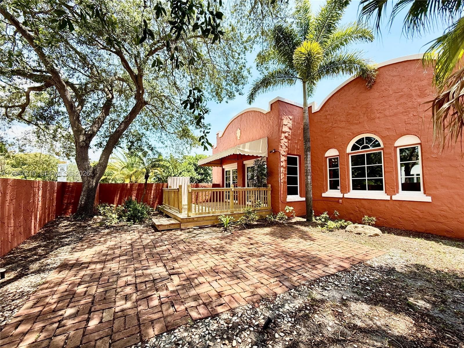 1318 SE 2nd Ave, Fort Lauderdale, FL 33316 photo 3