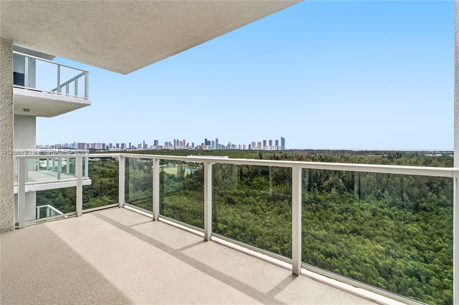 14951 Royal Oaks Ln # 1604, North Miami, FL 33181 photo 2