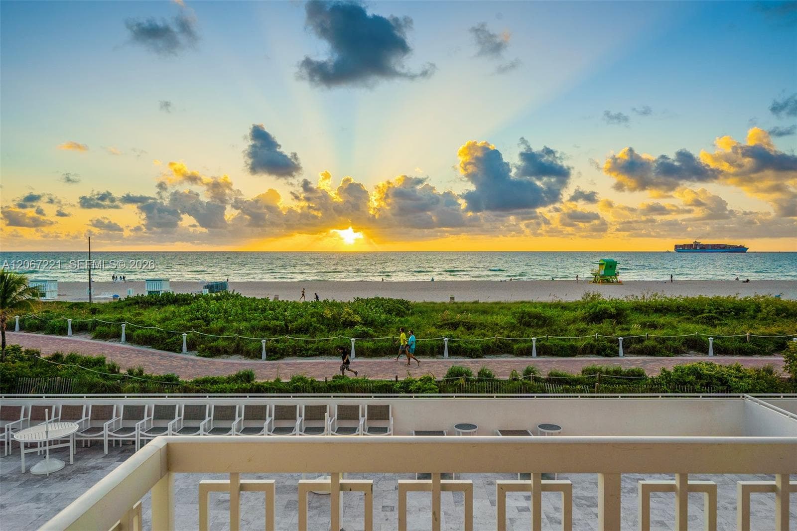 401 Ocean Dr # 318, Miami Beach, FL 33139 photo 2