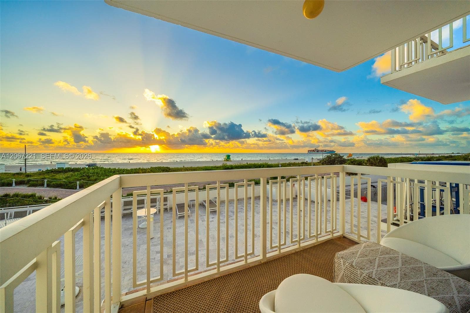 401 Ocean Dr # 318, Miami Beach, FL 33139 photo 3