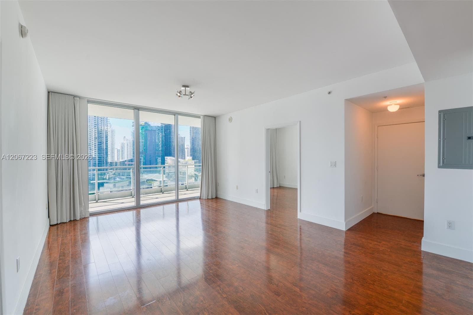 90 SW 3rd St # 2501, Miami, FL 33130
