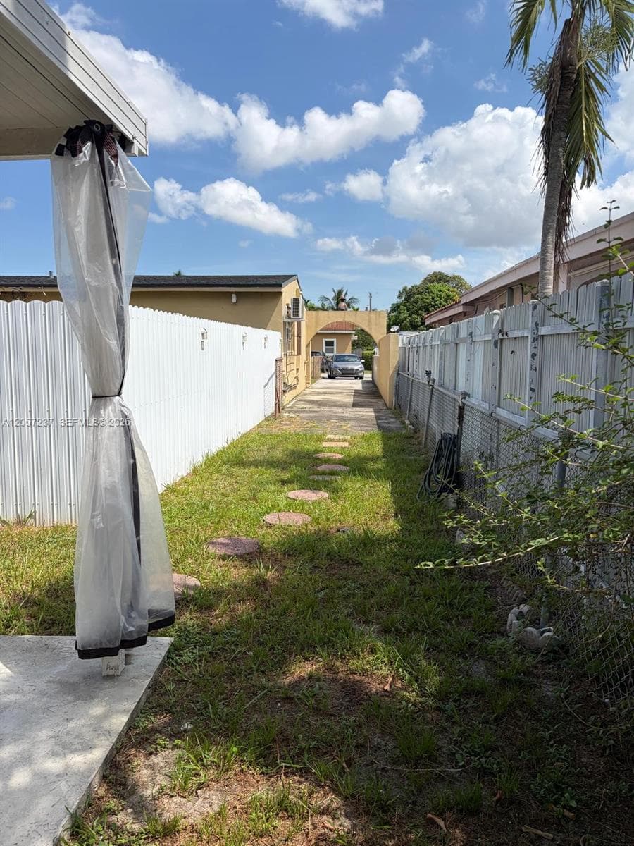 170 E 46th St # 2, Hialeah, FL 33013 photo 3
