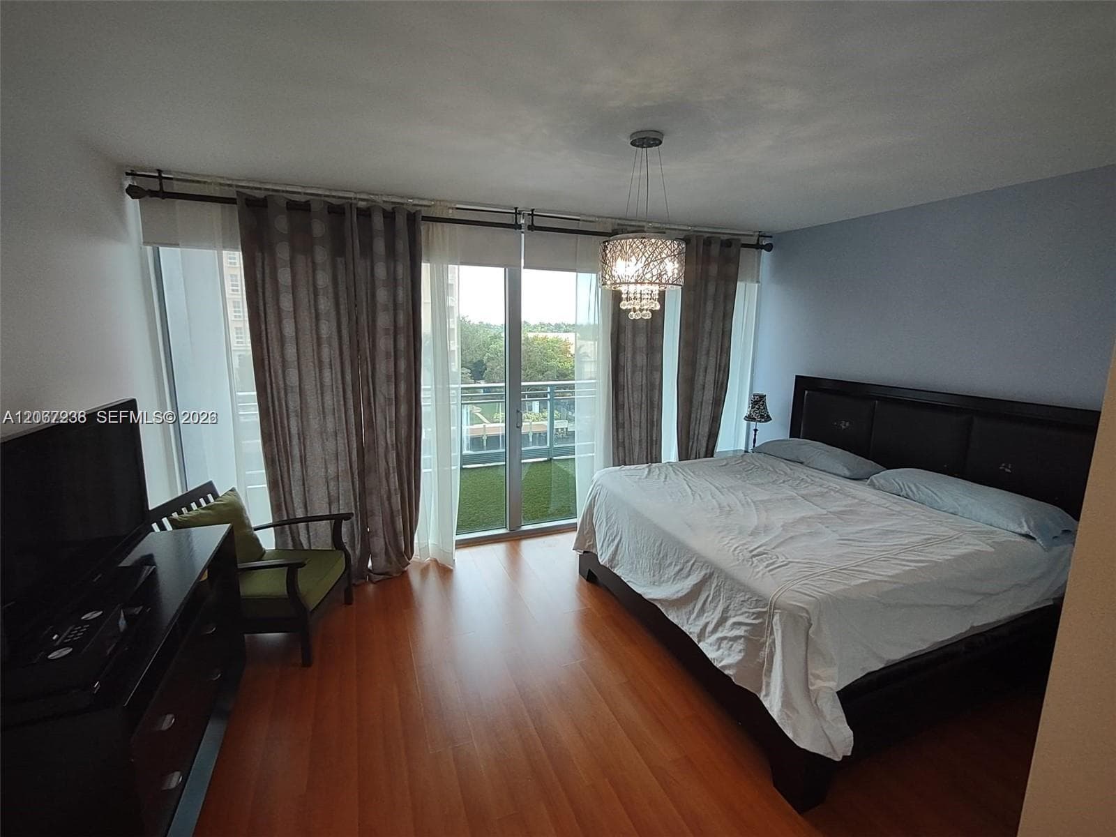 2950 NE 188th St # 316, Aventura, FL 33180 photo 3