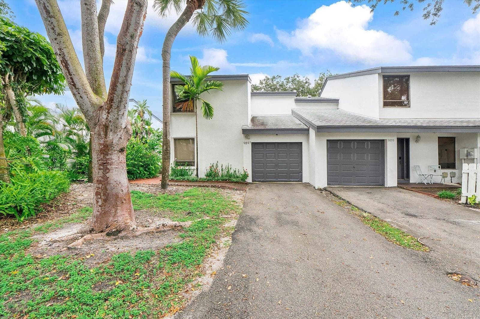 9897 Fairway Cove Lane, Plantation, FL 33324 photo 2