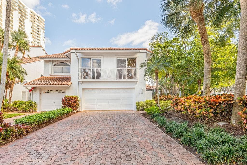 20935 NE 37th Ct, Aventura, FL 33180 photo 2