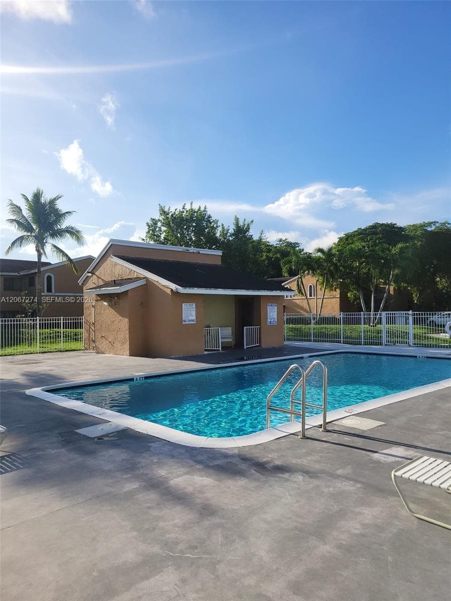 8075 NW 71st Ct, Tamarac, FL 33321 photo 3