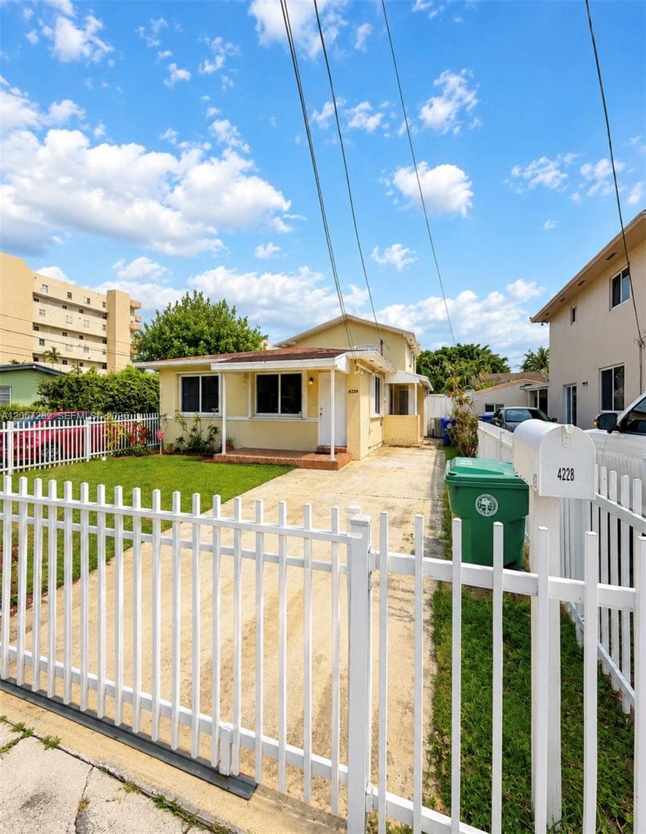 4228 NW 4th St # 0, Miami, FL 33126 photo 3