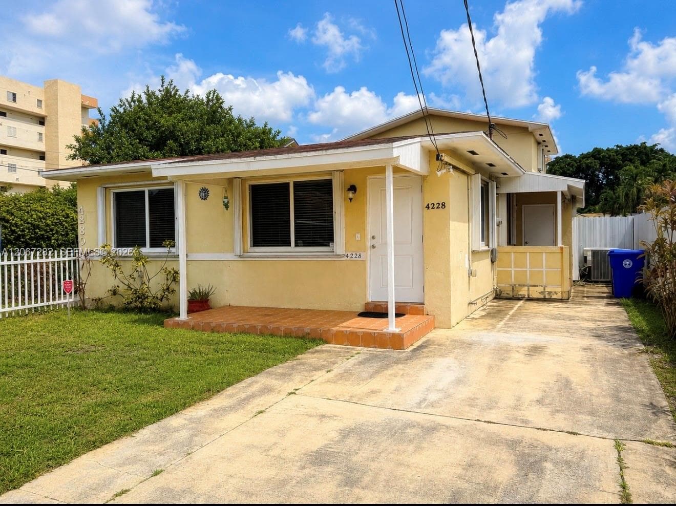 4228 NW 4th St # 0, Miami, FL 33126