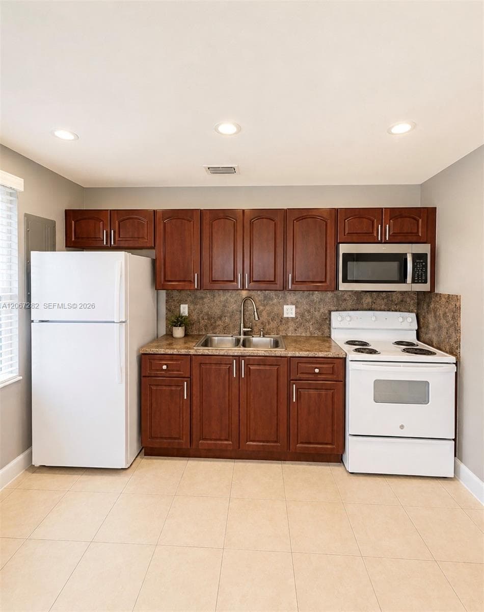 4228 NW 4th St # 0, Miami, FL 33126 photo 5
