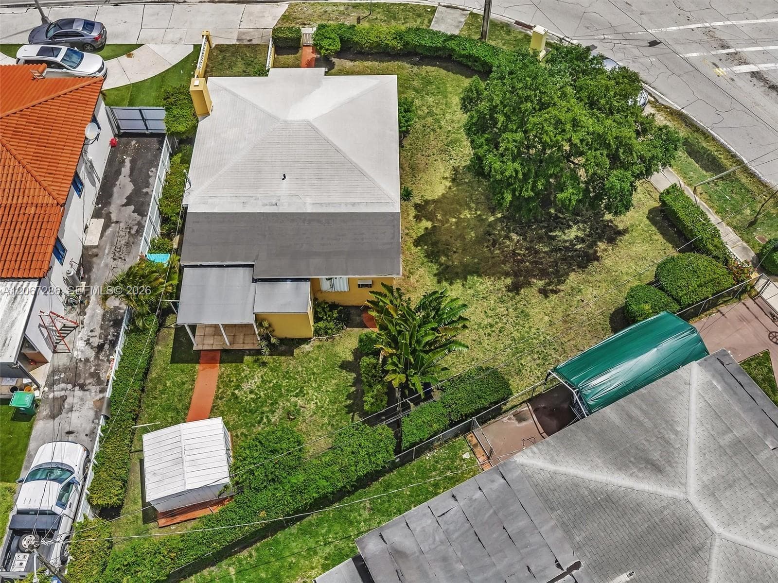 10 SW 72nd Ave, Miami, FL 33144 photo 2