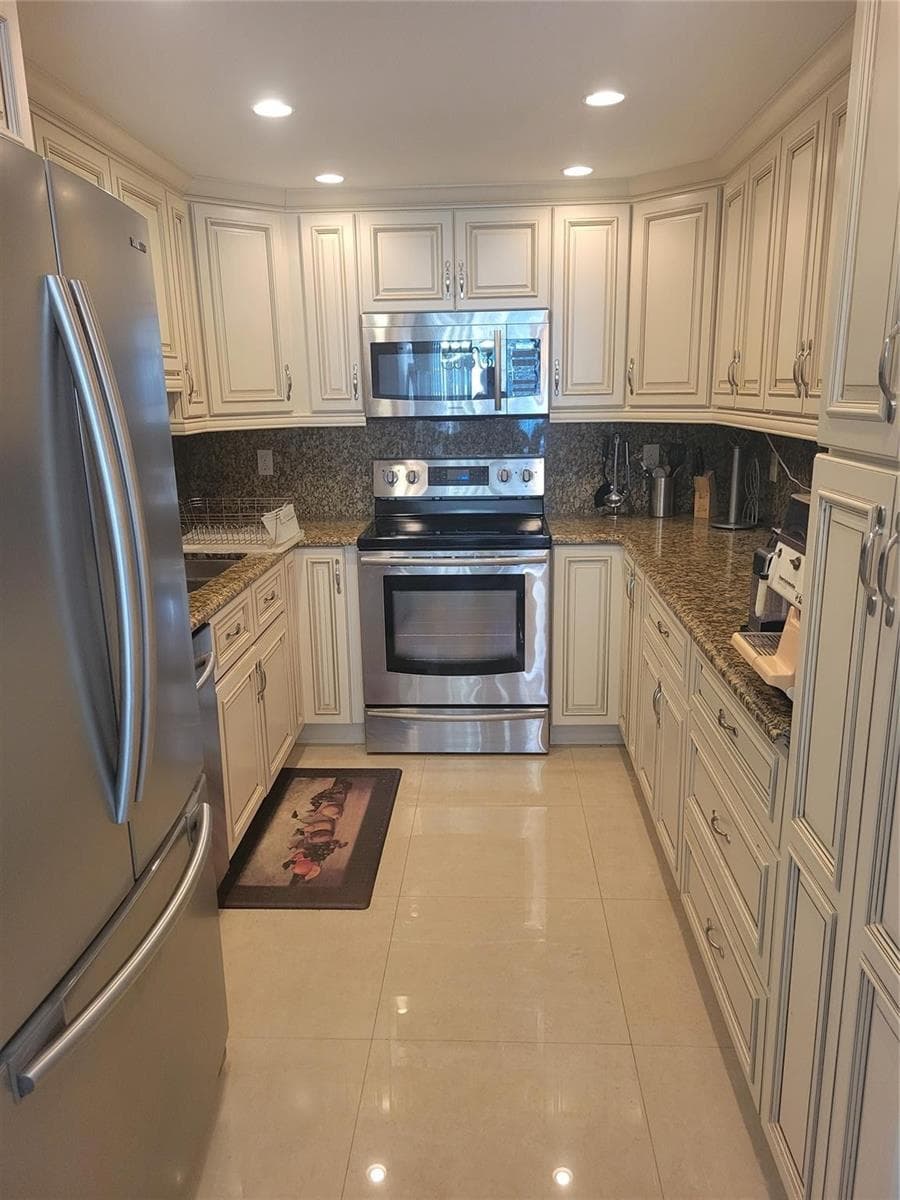 2401 S OCEAN Drive # 1108, Hollywood, FL 33019 photo 2