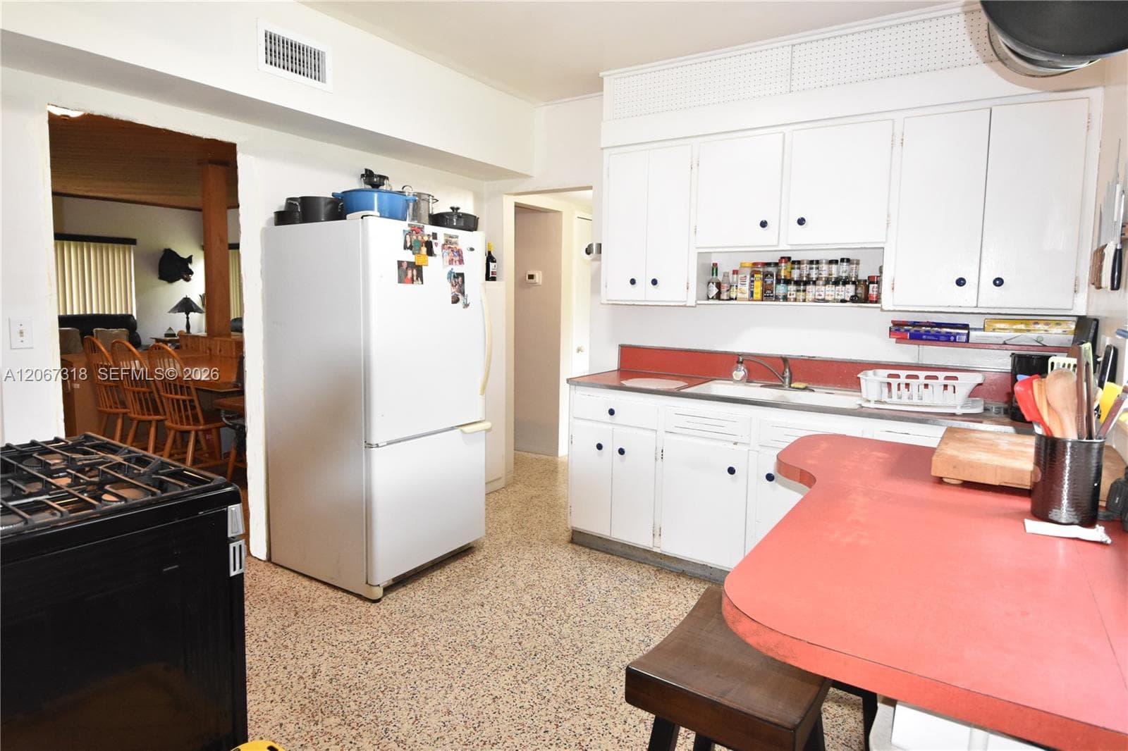 7050 SW 82nd Ct, Miami, FL 33143 photo 4