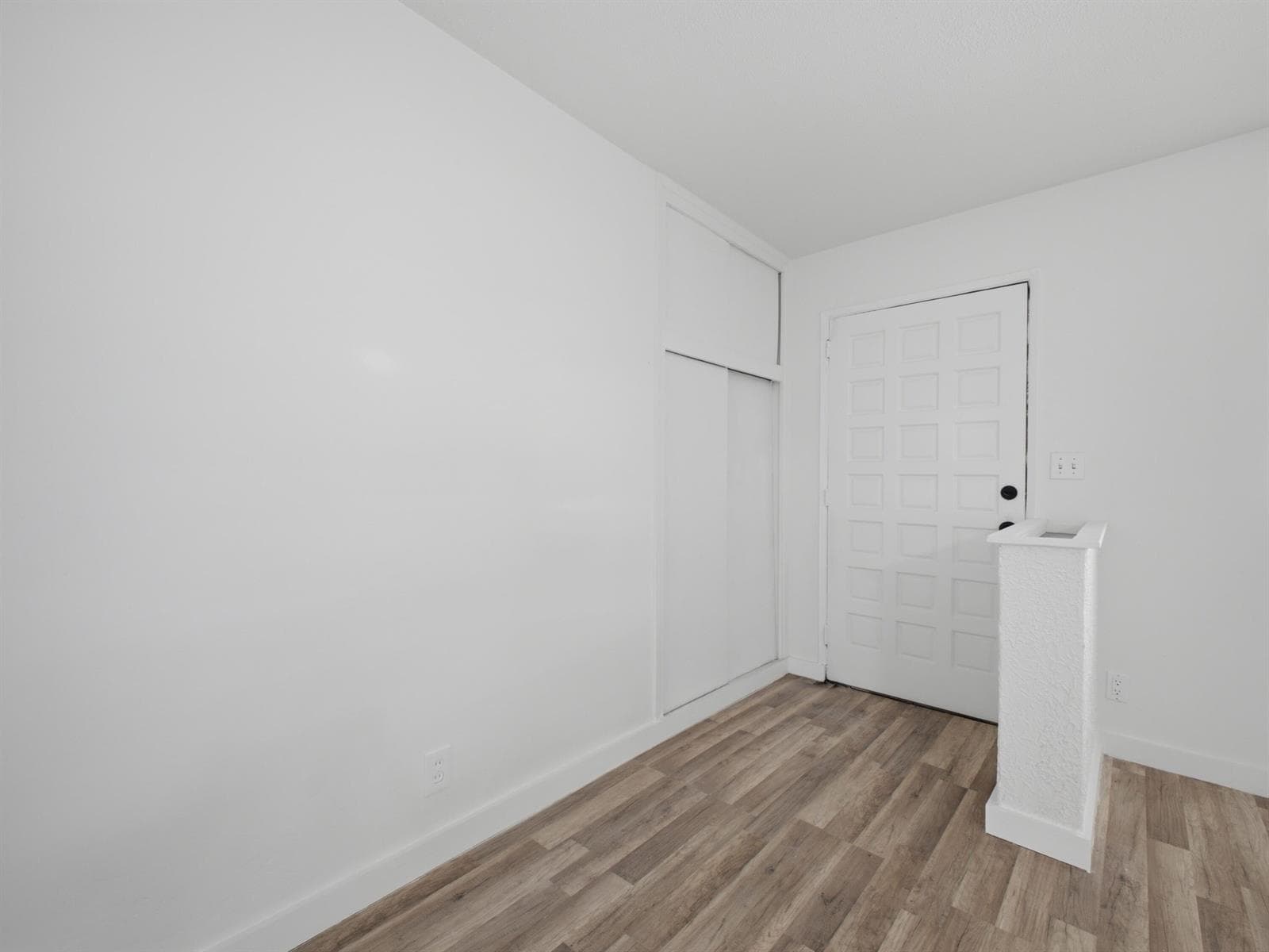6700 Forest Court, West Palm Beach, FL 33405 photo 5