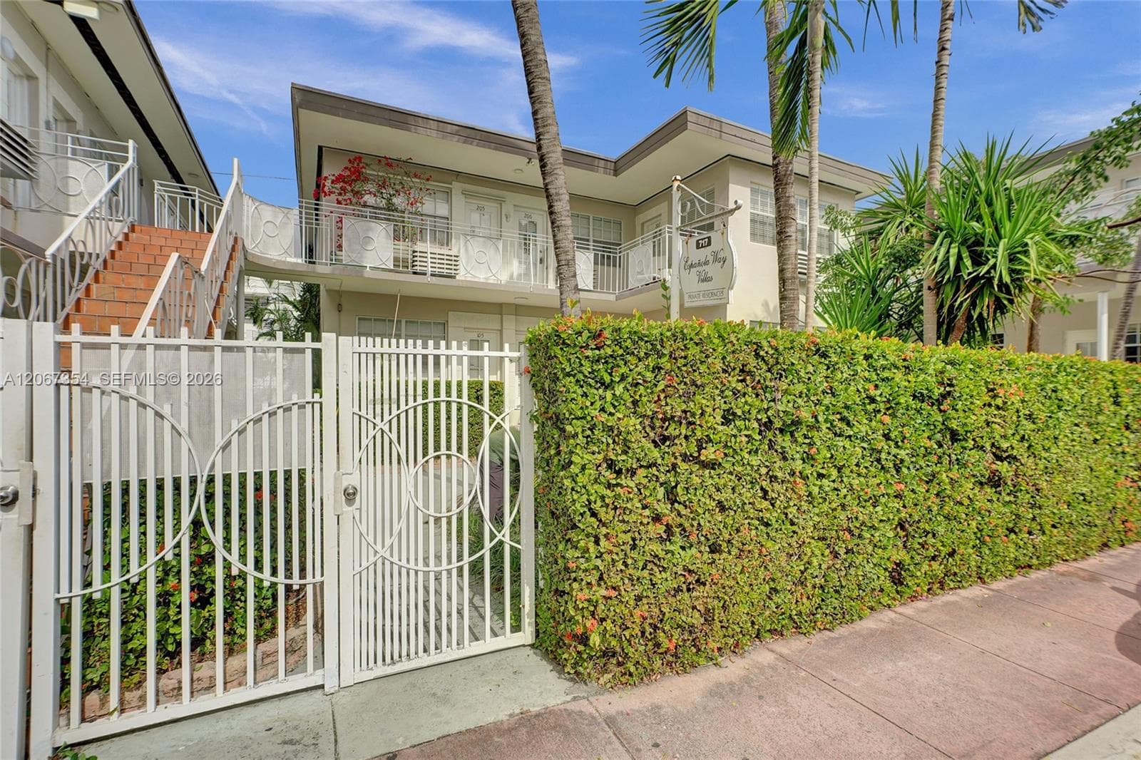 717 Espanola Way # 205, Miami Beach, FL 33139 photo 2