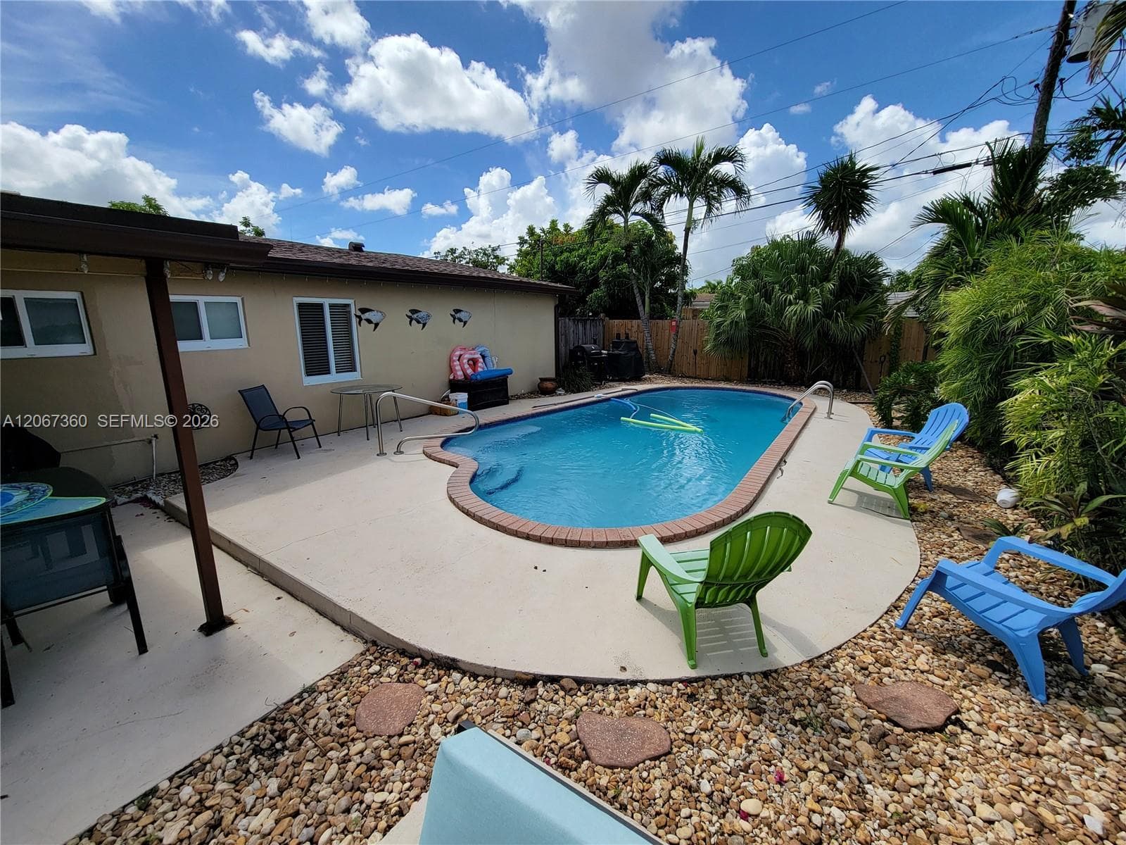 1316 W 61st Pl, Hialeah, FL 33012 photo 5