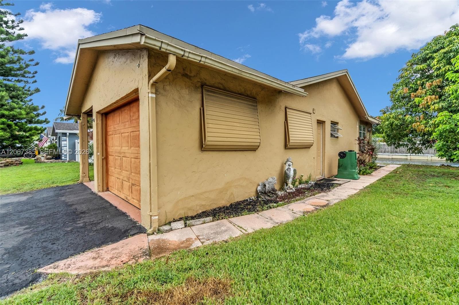 6605 NW 77th St, Tamarac, FL 33321 photo 5