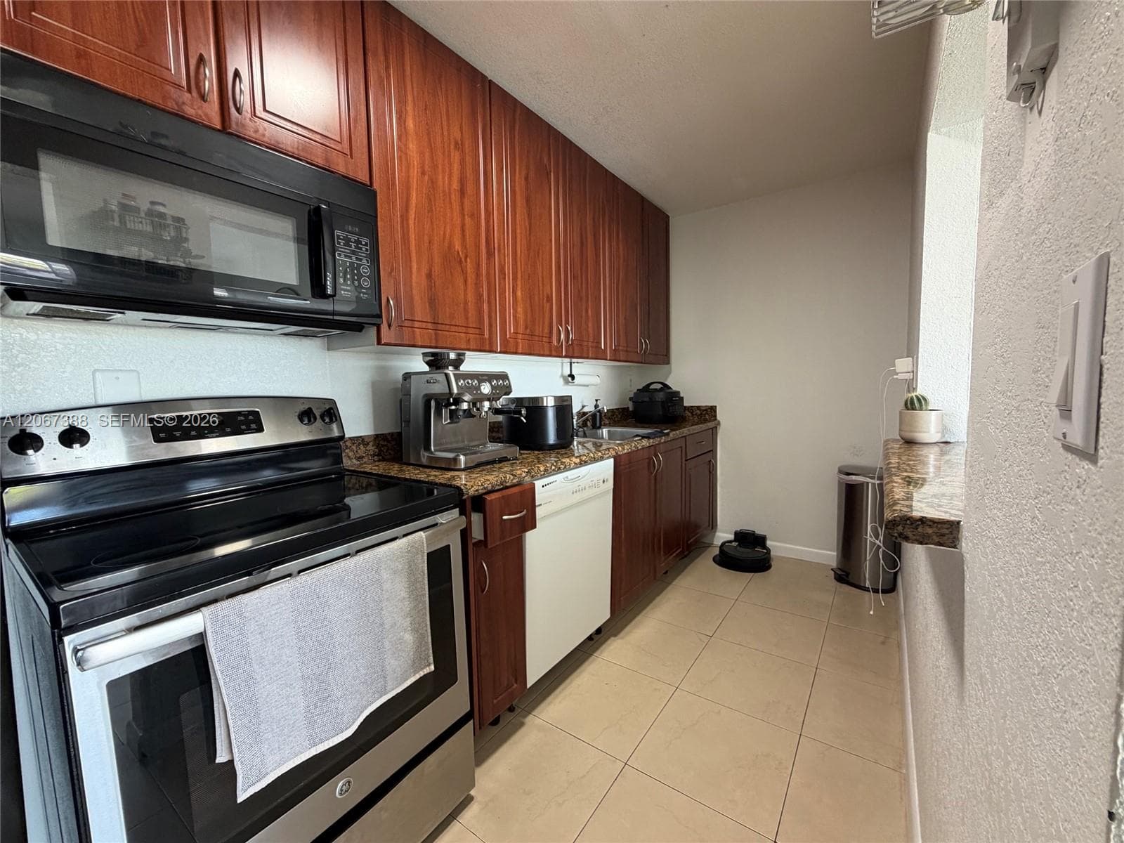 4550 NW 79th Ave # 2C, Doral, FL 33166 photo 4