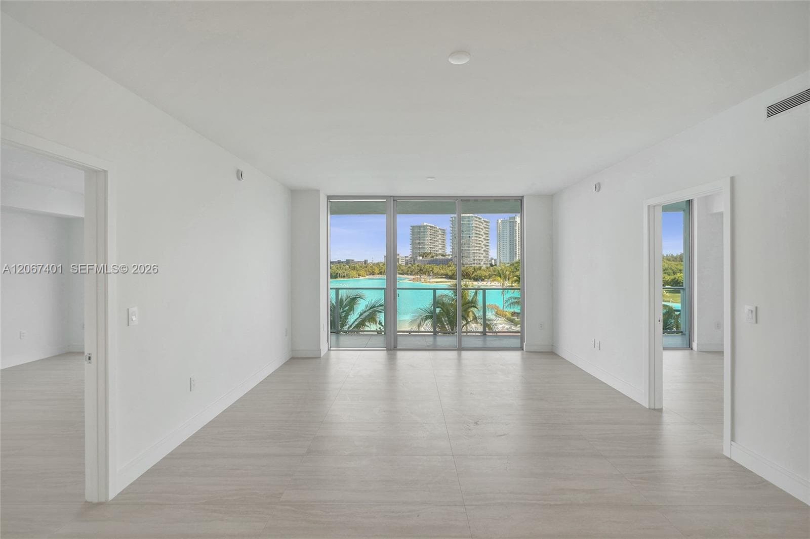 2411 Laguna Circle # 208, Miami, FL 33181 photo 3