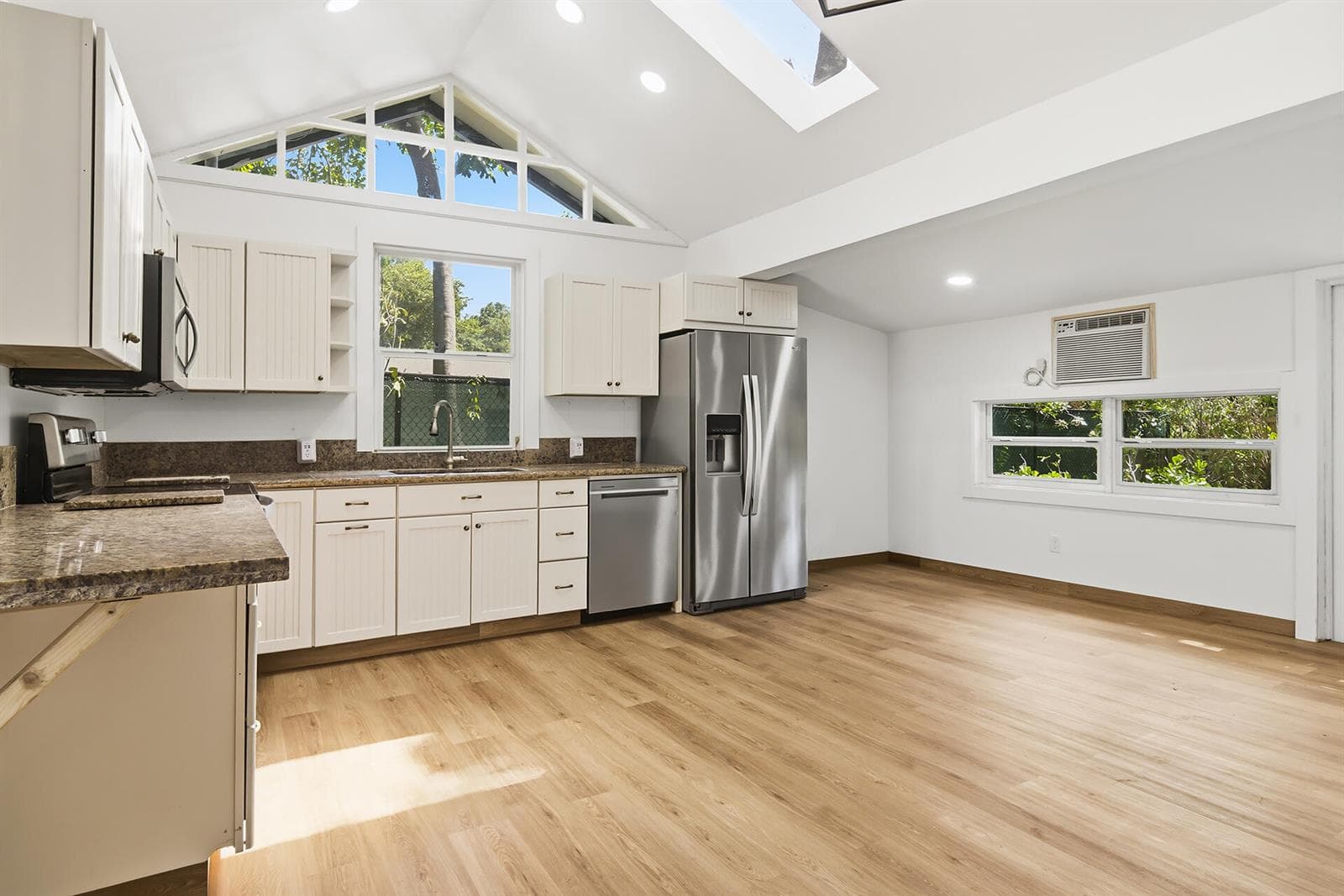 515 46th Street # Unit C, West Palm Beach, FL 33407 photo 2