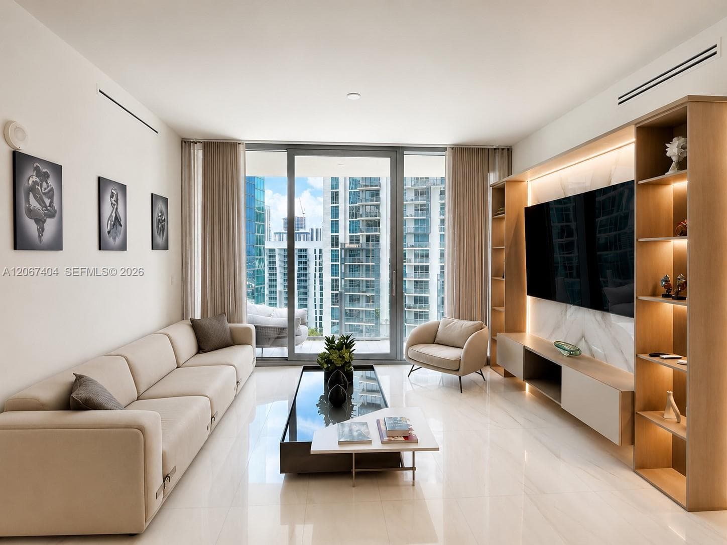 300 Biscayne Boulevard Way # 2609W, Miami, FL 33131 photo 3