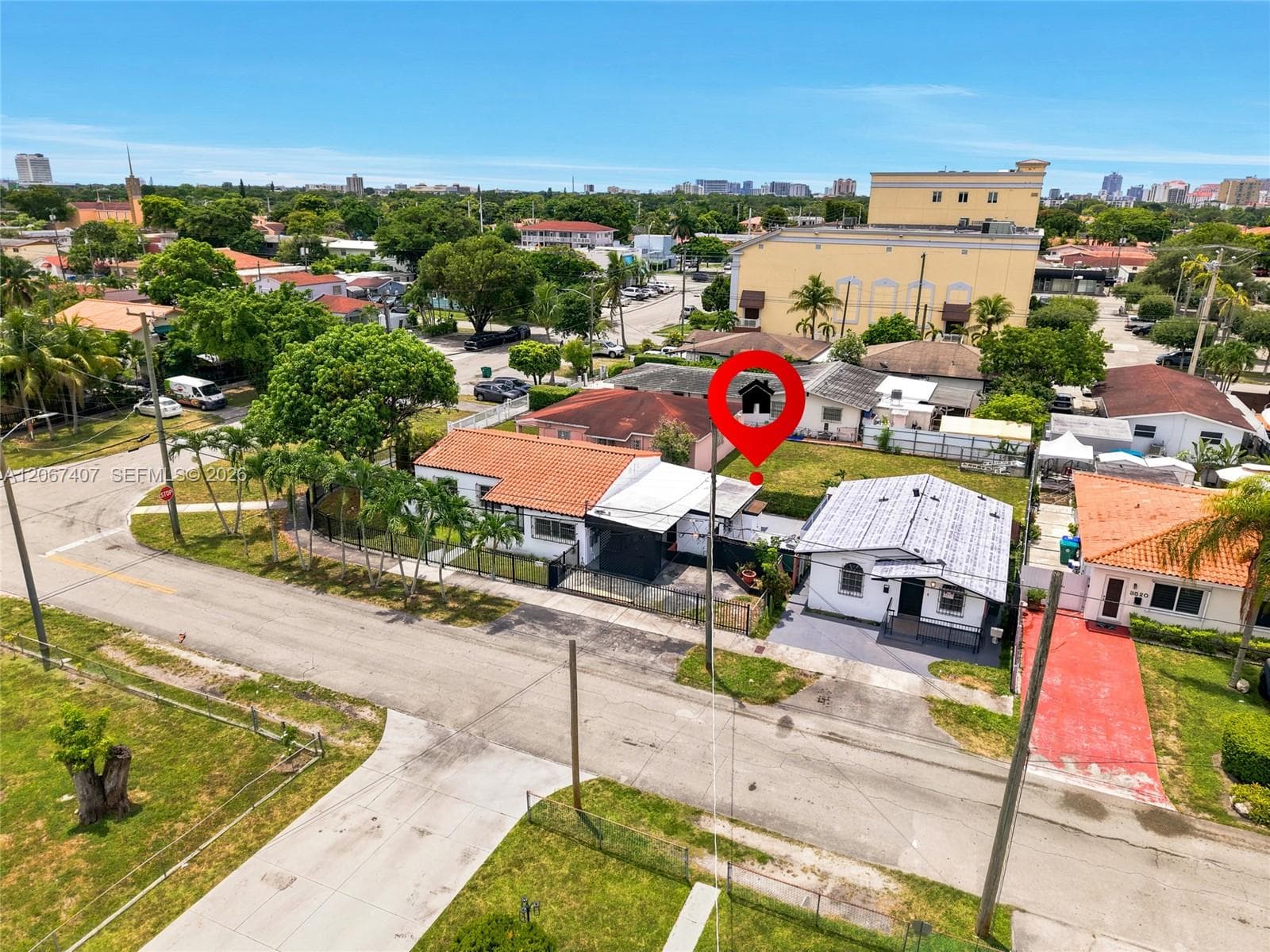 3500 NW 1st St, Miami, FL 33125 photo 3