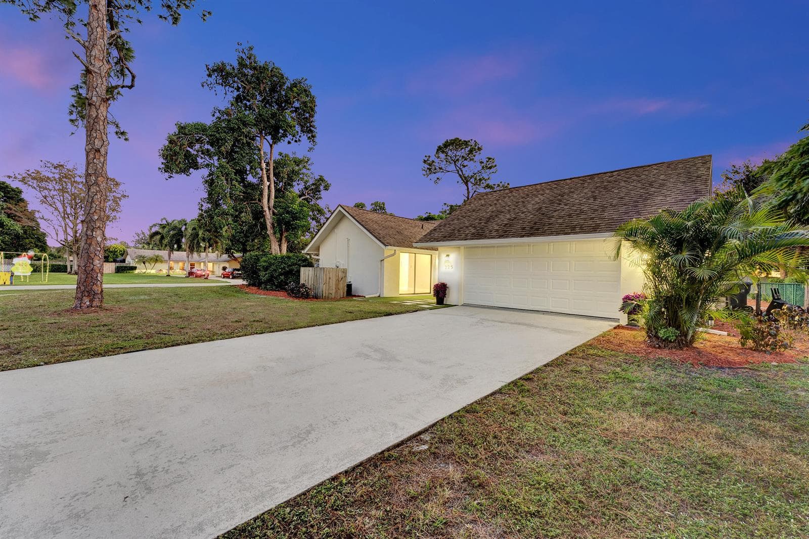 225 Sulky Way, Wellington, FL 33414 photo 4