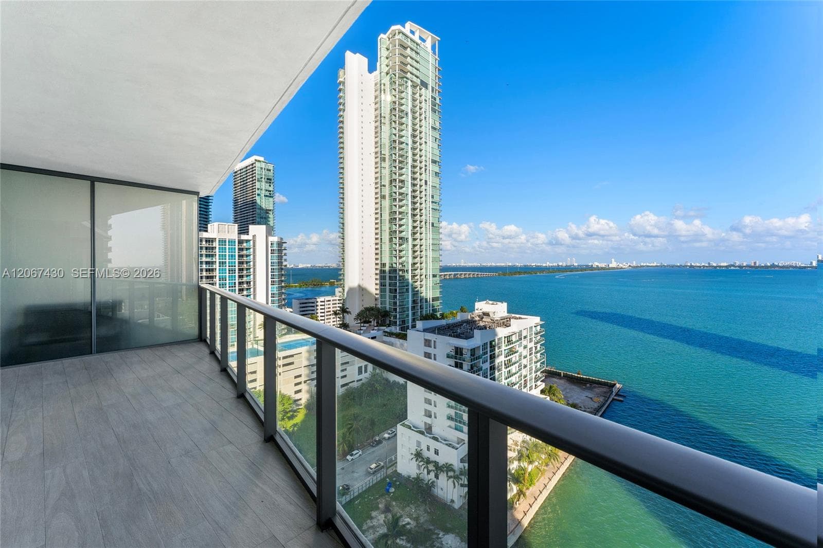 460 NE 28th St # 1803, Miami, FL 33137 photo 2