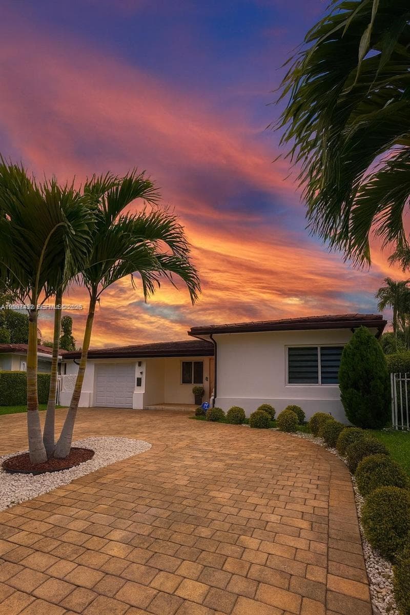 146 Ponce De Leon Blvd # n/a, Coral Gables, FL 33134