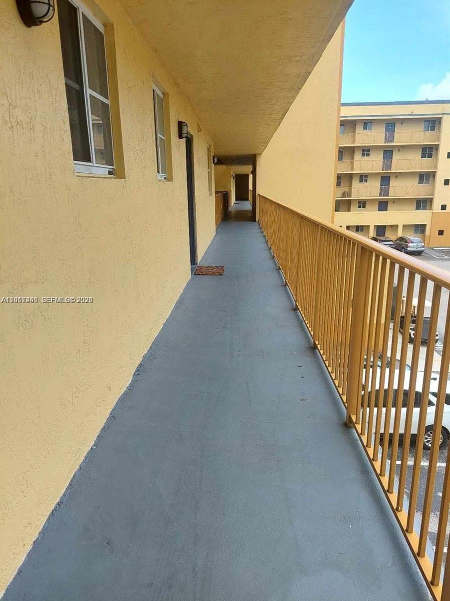 14931 SW 82nd Ln # 18-301, Miami, FL 33193 photo 2